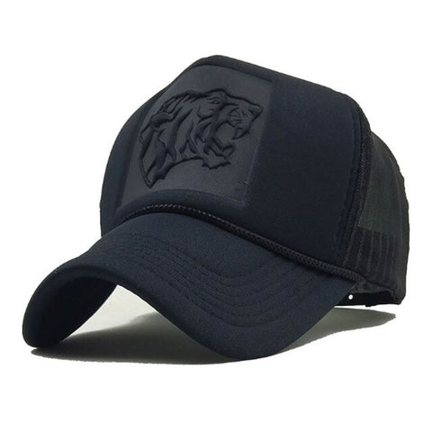 casquette avec tigre